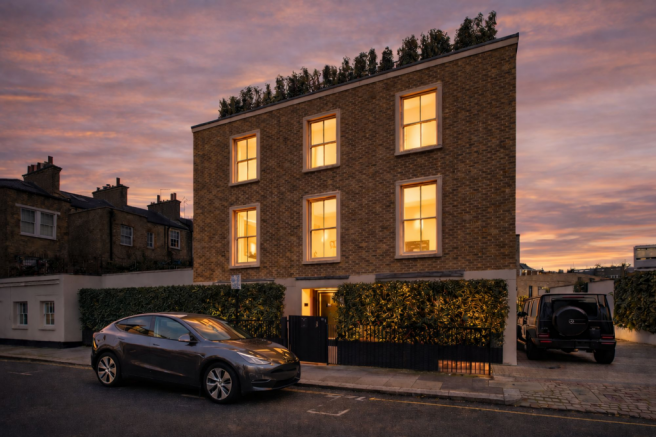 4-bed terraced on Victoria Gardens, Notting Hill, W11, £5,500,000