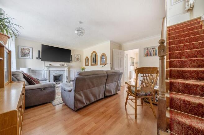 3 Lady Close, Newnham