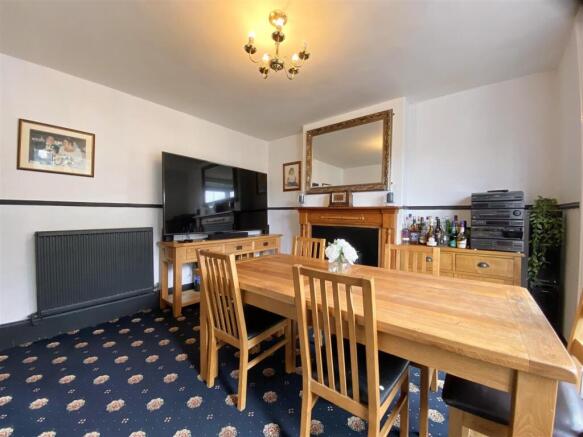 3 bed Detached for sale Image 8