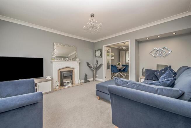 3 bed Semi-Detached for sale Image 5