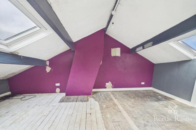 3 bed Terraced for sale Image 10