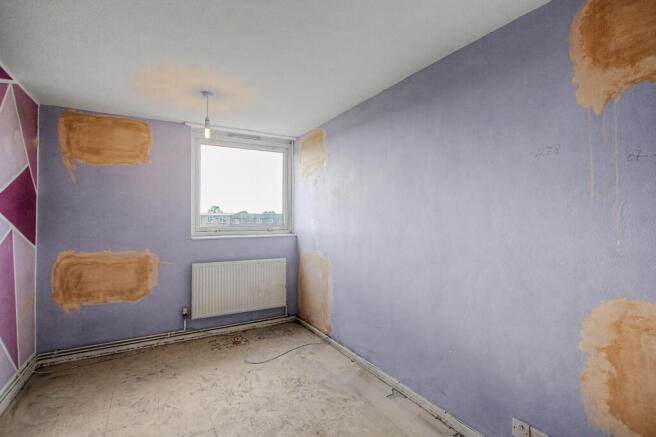 15 Victor Court, Hornchurch, RM12 4XF