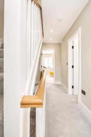 3 bed Semi-Detached for sale Image 10