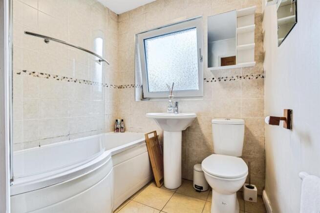 3 bed Semi-Detached for sale Image 10