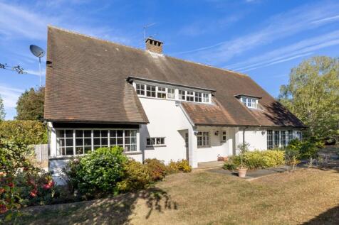 Faircross Way, St. Albans, Hertfordshire, AL1