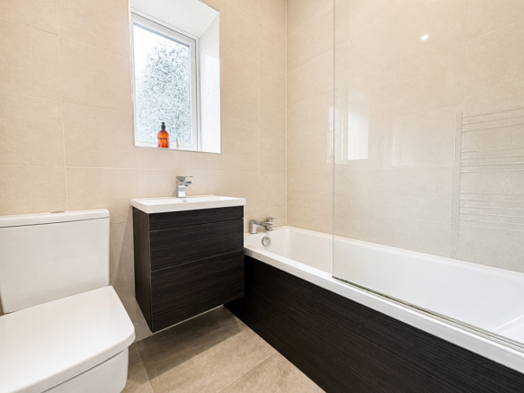 2 bed Terraced for sale Image 12