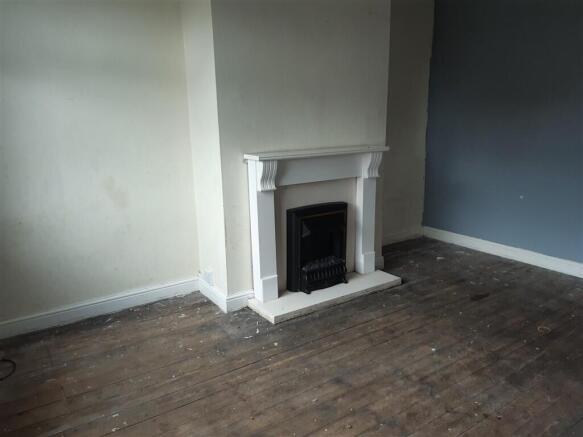 2 bed Semi-Detached for sale Image 7