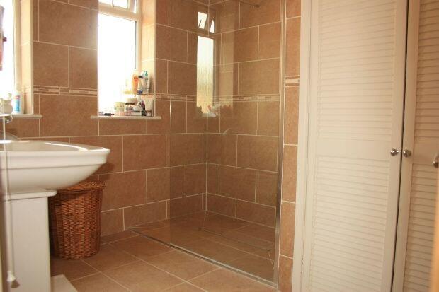 Luxury Shower Room