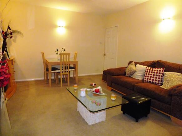 Lounge1