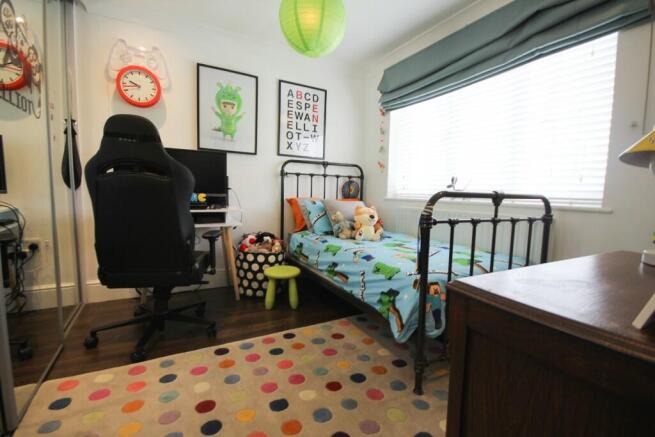 Photo 12