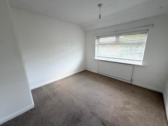 3 bed Semi-Detached for sale Image 6