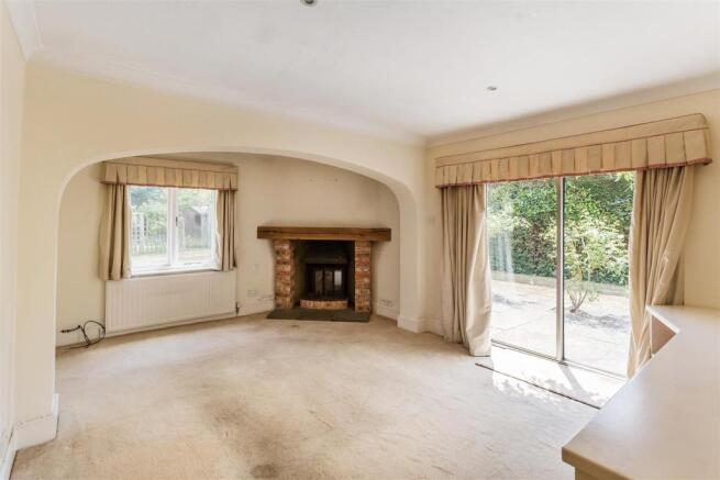 house. estate agency Dunsfold The Chestnuts