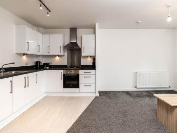 63149_SQFT_5G_Duff_S