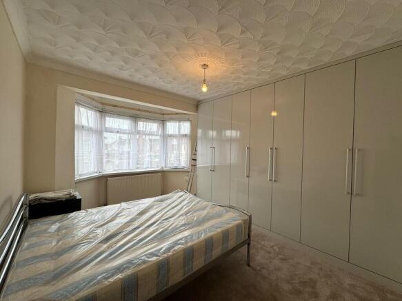 48 Cliffton Road,...