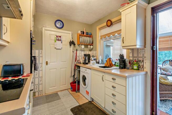 8635649-interior07-800.jpg
