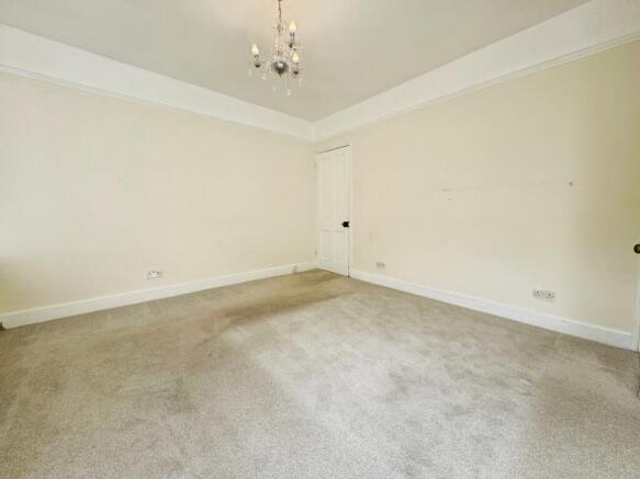 Pinions Road, High Wycombe, Buckinghamshire photo 3