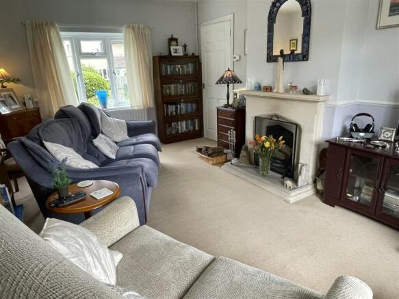 Sitting Room.JPG