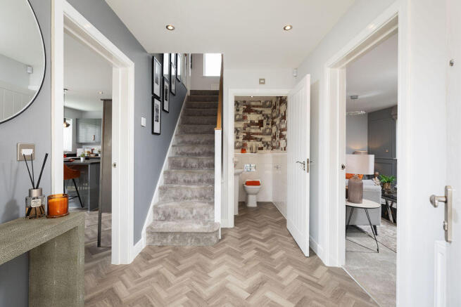 4 bed Detached for sale Image 8