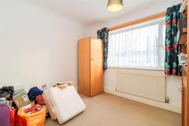 2 bed Apartment for sale Image 6