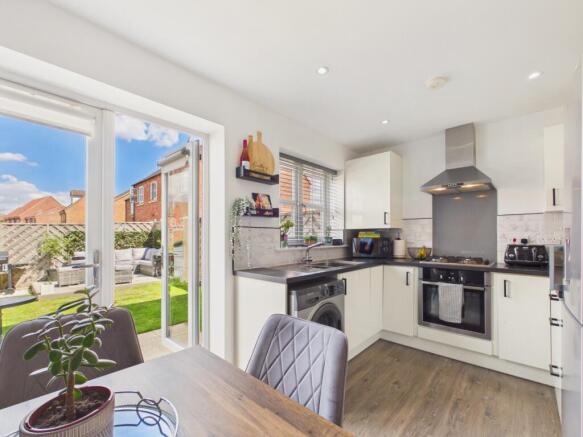 2 bed End of Terrace for sale Image 4