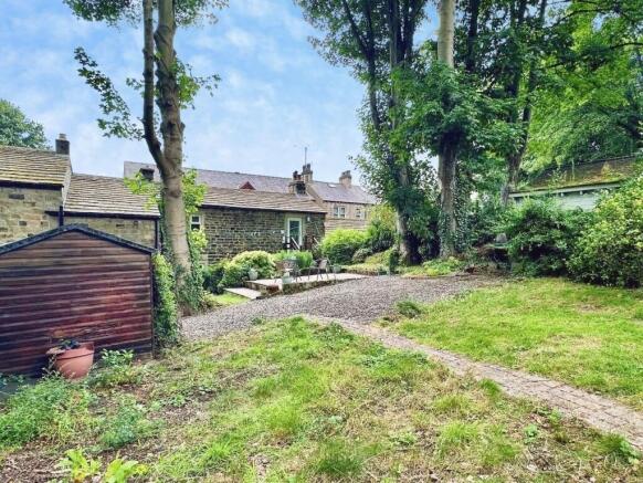 3 bed Terraced for sale Image 9