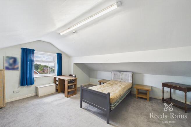 2 bed Semi-Detached to rent Image 12
