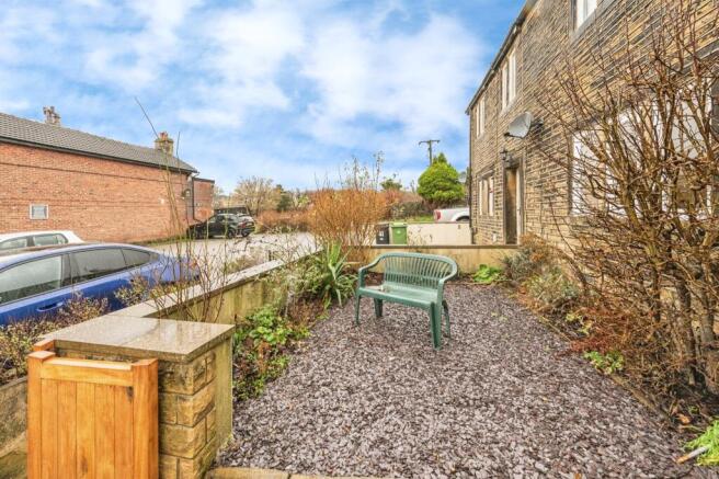 2 bed Semi-Detached for sale Image 11