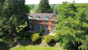 Ty Pen, Ravenswood House, Lower Hale, Farnham GU9 9RP
