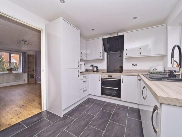 Fitted kitchen...