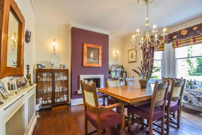 Dining Room.jpg