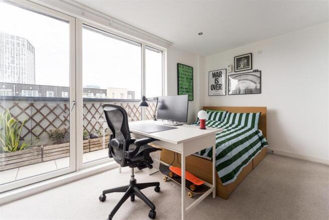 +Hargreaves Court, E3