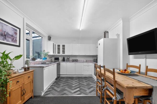 3 bed End of Terrace for sale Image 5