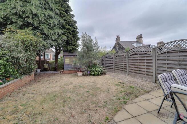 3 bed Semi-Detached for sale Image 8