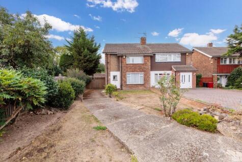 Laburnum Grove, Langley, SL3
