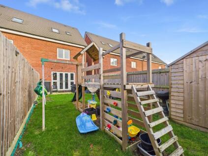 Waterfield Close, Off Thorpe Road, Peterborough, PE3
