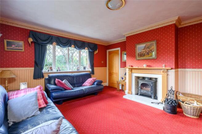 4 bed Detached for sale Image 6