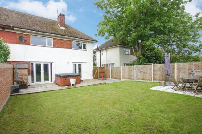 23 Stirling Way-14.j