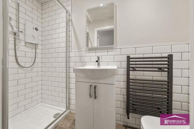 4 bed Link Detached House for sale Image 5