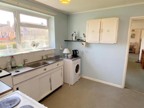 Bruan Road, Newbury photo 4