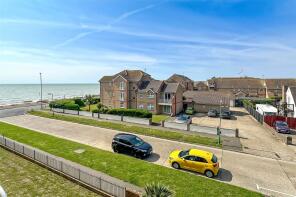 30, Strand Court, Harsfold Road, Littlehampton BN16 2NT