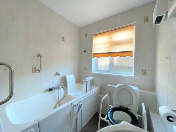 Bathroom (1)