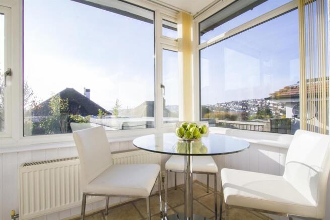 Breakfast Room