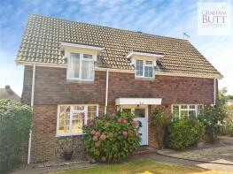 24, Ruston Avenue, Littlehampton BN16 2AN