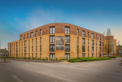 Station Road, Corby