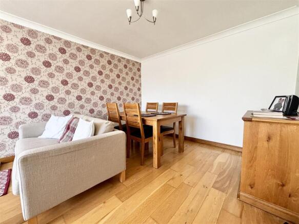 2 bed Detached Bungalow for sale Image 7
