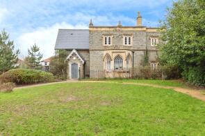 Flat 4, Lynwood House, Lynwood Park, Brislington, Bristol BS4 3AT