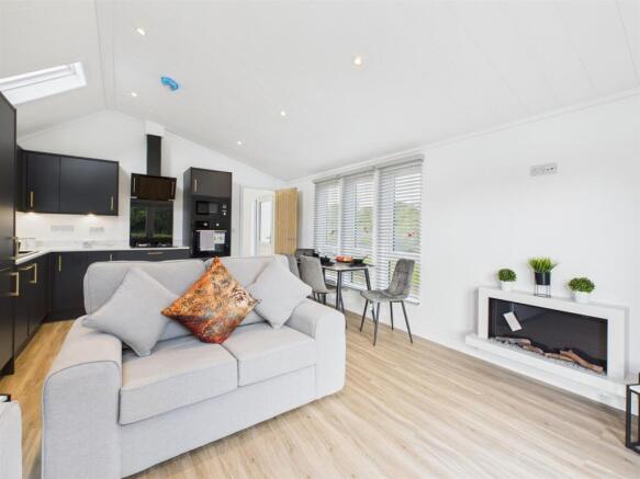2 bed Lodge for sale Image 7