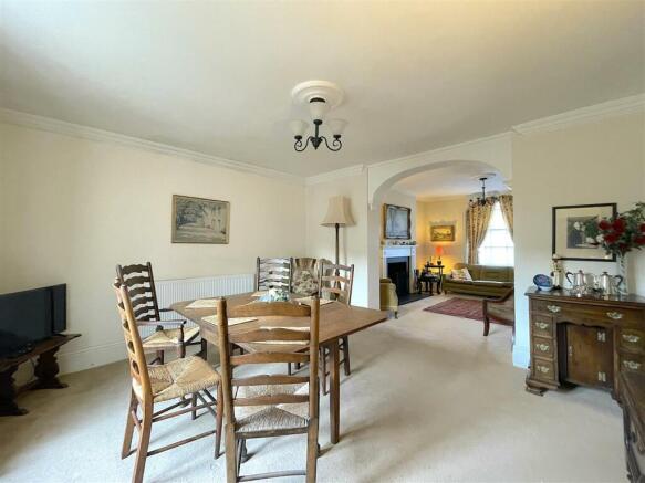 Dining Room (2).jpeg