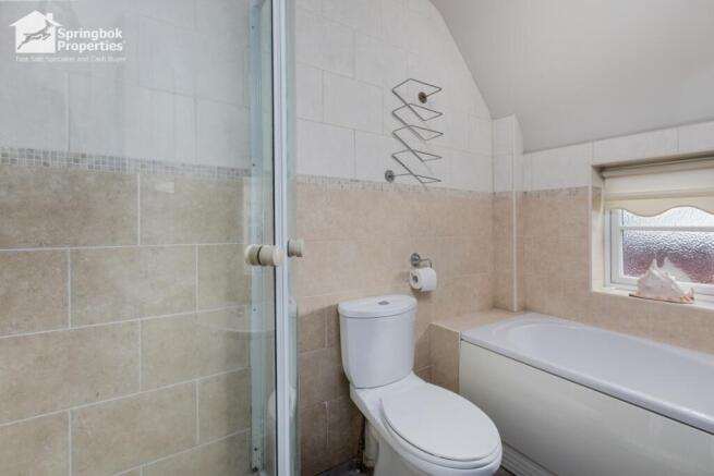 3 bed Detached for sale Image 11