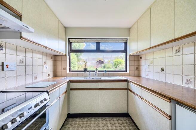 12, Ardwyn, Wellington, Somerset, TA21 photo 2